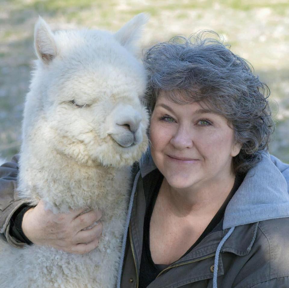Stacie with alpaca